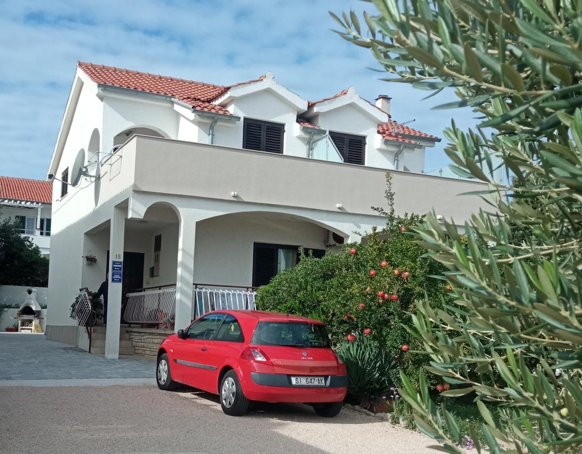 Apartments Lavanda - Free Parking And Grill เยเซรา ภายนอก รูปภาพ