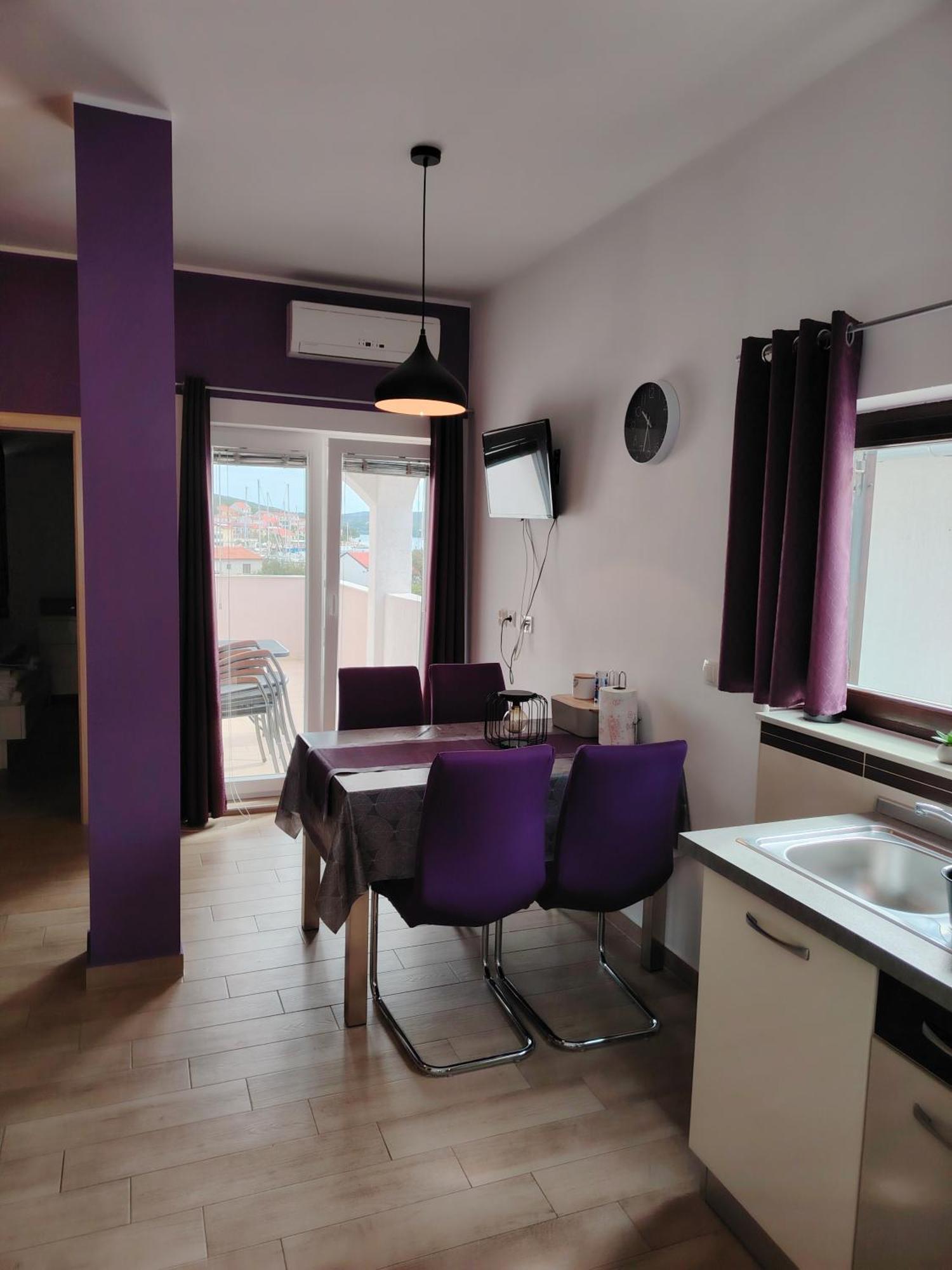 Apartments Lavanda - Free Parking And Grill เยเซรา ภายนอก รูปภาพ